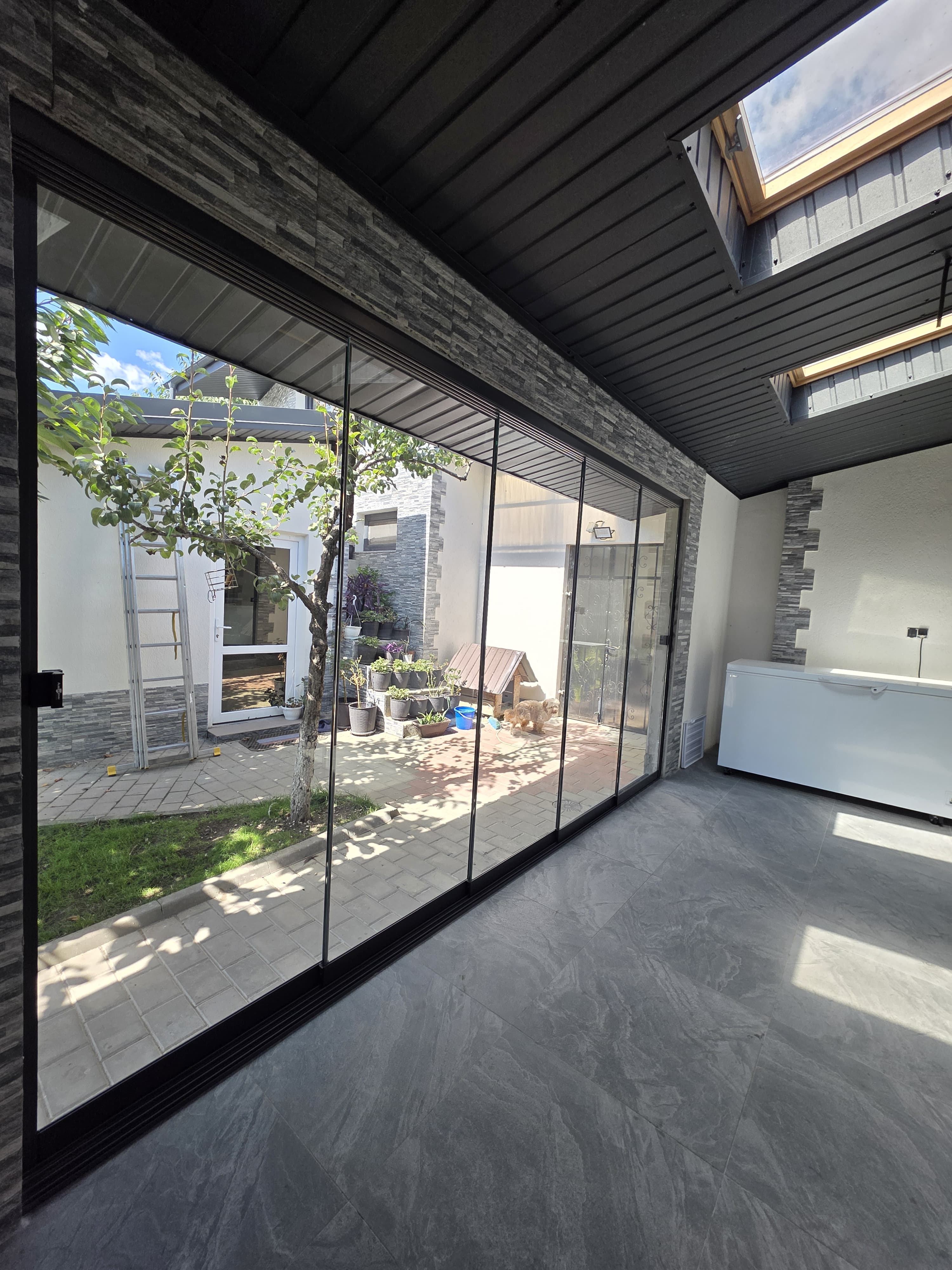 Proiect de tip Inchidere Terasa